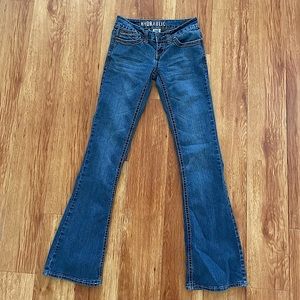 Low rise hydraulic jeans
